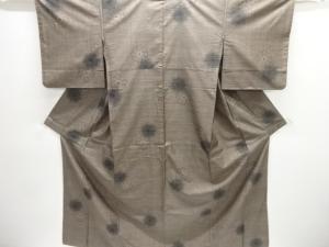 大特価品　ねじり花模様織り出し本場泥大島紬着物(9マルキ)